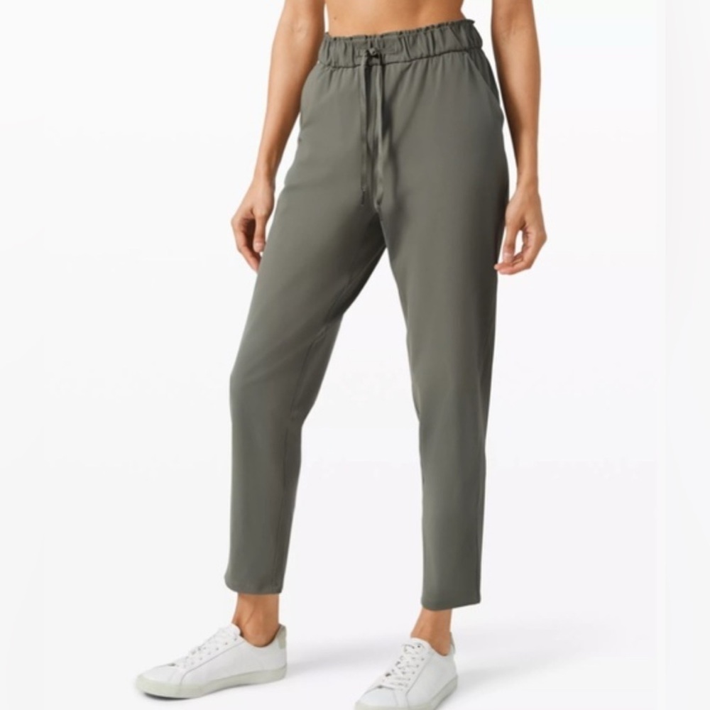 Lululemon Align High Rise Pant Olive Green Jogger Athletic Casual Women Size 10